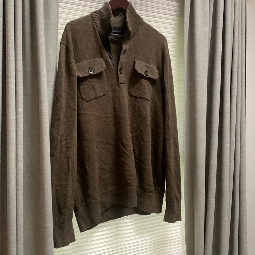 Banana republic men’s sweater, wrinkles will easily come out